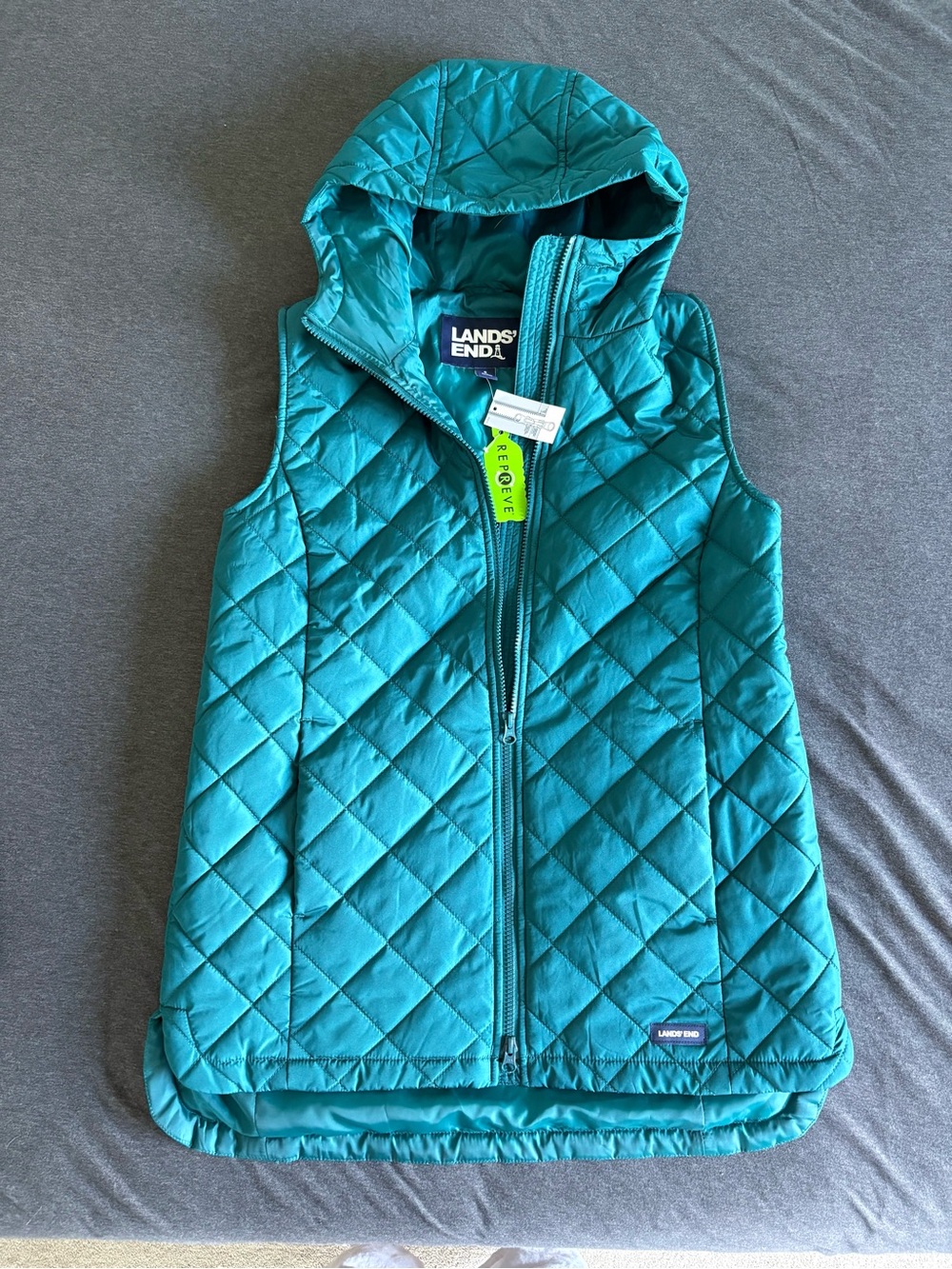 NWT Lands' End FeatherFree Insulated Hooded Vest Teal Diamond Quilted Repreve S